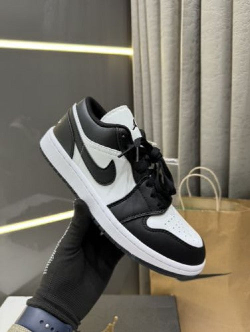 imported retro low panda shoes for men