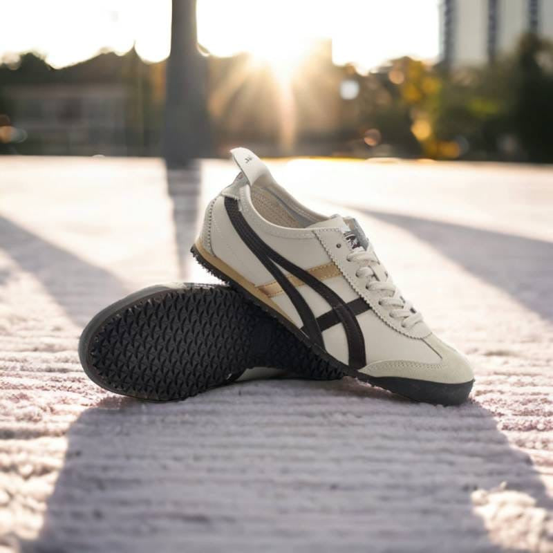 Tiger slip on cream brown