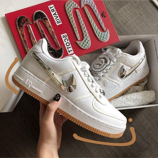 Nike sneaker travis scott airforce 1