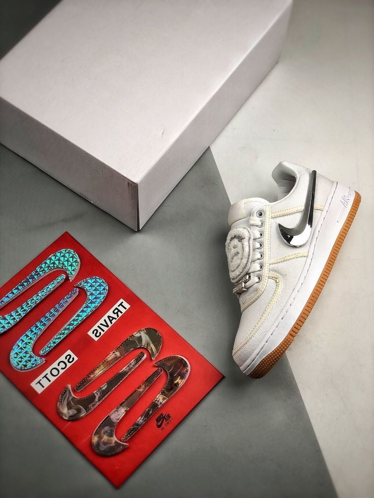 Nike sneaker travis scott airforce 1