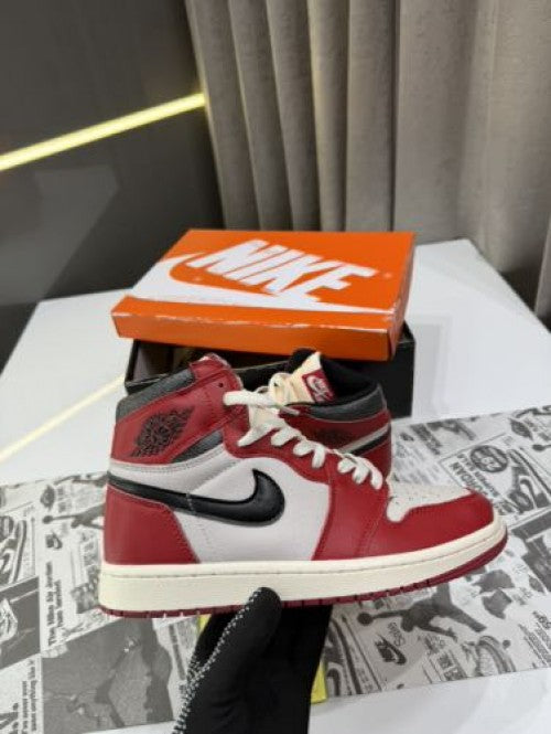 Imported Retro 1 high ankle lost and found for men.