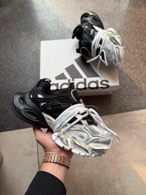 imported luxurious adi xlg runner deluxe white &black shoes for men