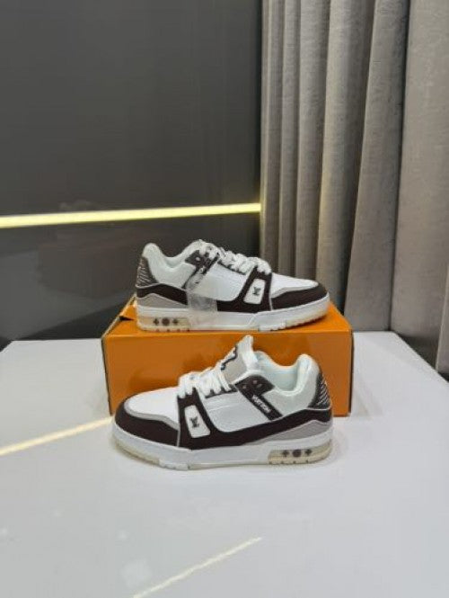 luxurious lv trainer monogram shoes for men.