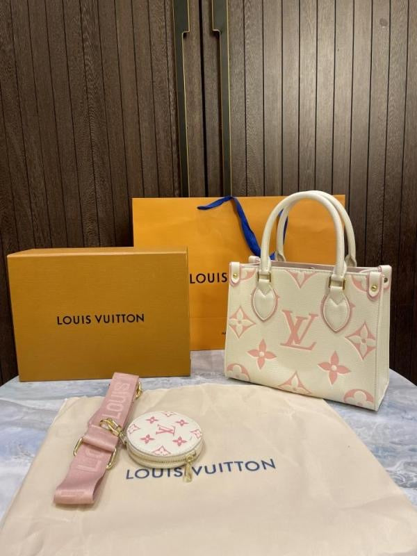 Louis Vuitton handbag pink&white