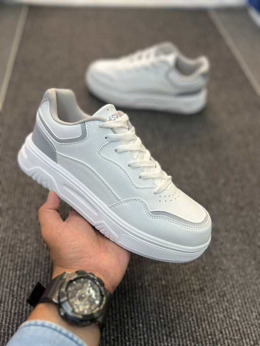 Imported sneakers 09