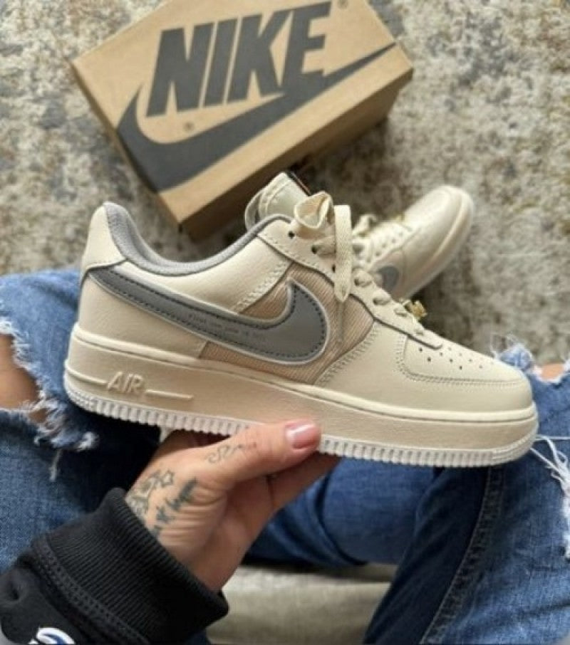 imported unisex nik dunks low beige.