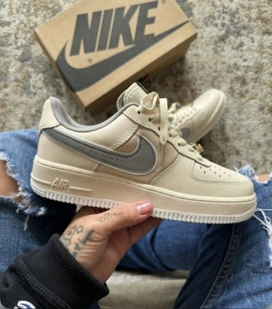 imported unisex nik dunks low beige.